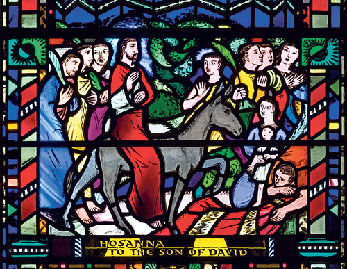 LONDON, GREAT BRITAIN - SEPTEMBER 16, 2017: The stained glass of / Renáta Sedmáková - stock.adob LONDON, GREAT BRITAIN - SEPTEMBER 16, 2017: The stained glass of Palm Sundy - Entry of Jesus in Jerusalem in church St Etheldreda by Charles Blakeman (1953 - 1953).